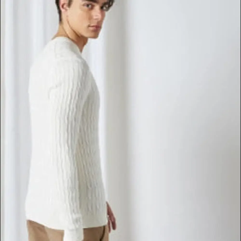 Only & Sons Mens Crewneck Cable Knit Sweater Cloud Dancer Size M NWT - Picture 3 of 9